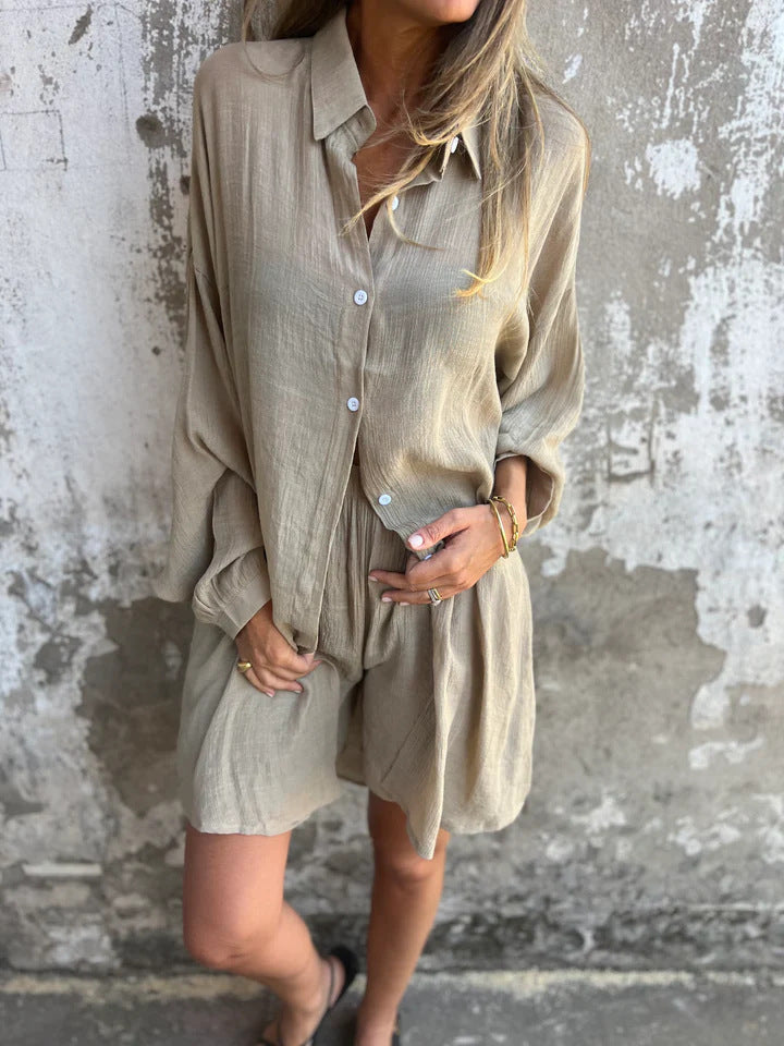 Niva | Ensemble décontracté en lin avec blouse longue et short relax
