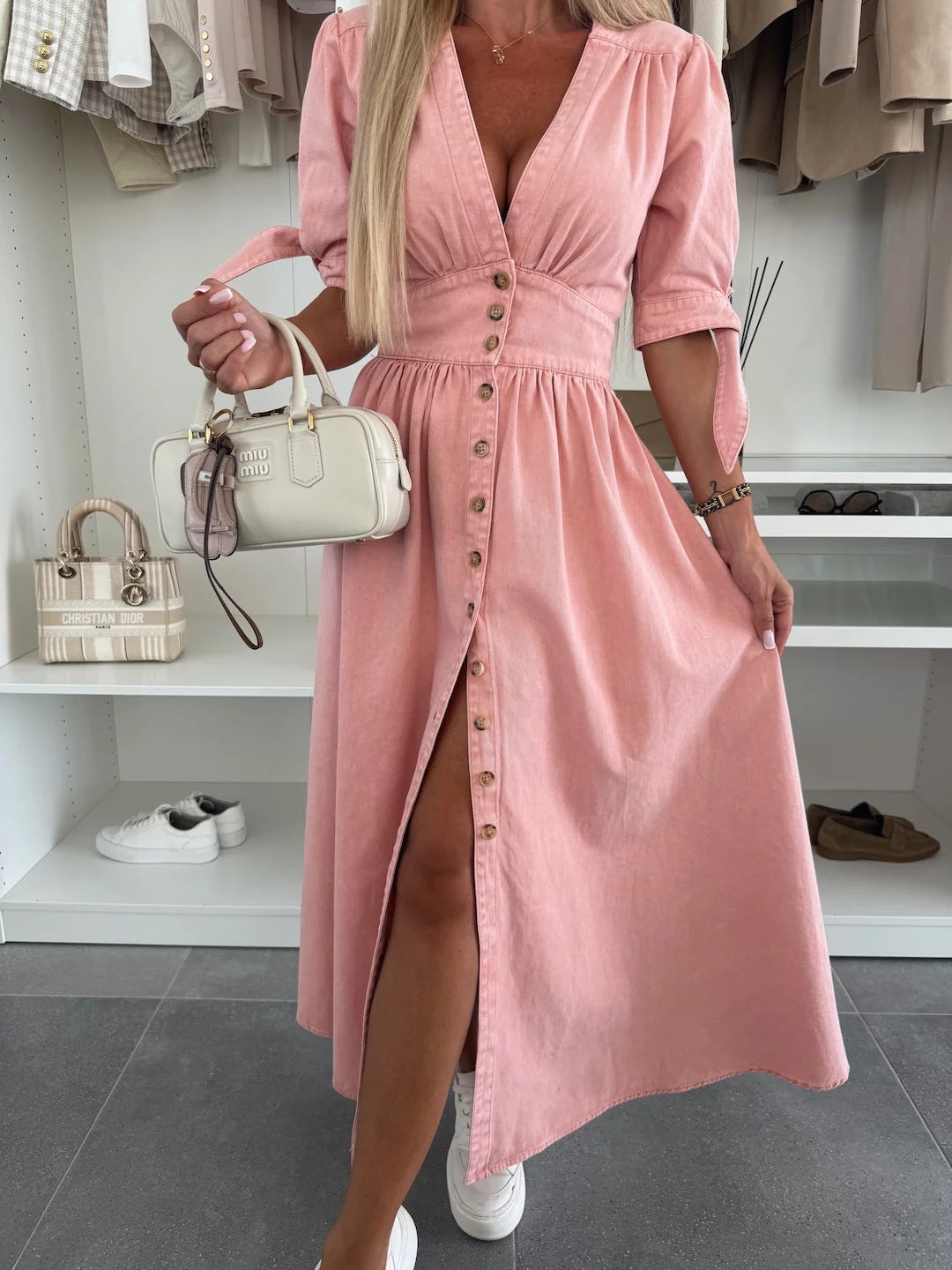Séréna | Robe maxi effet denim avec décolleté plongeant