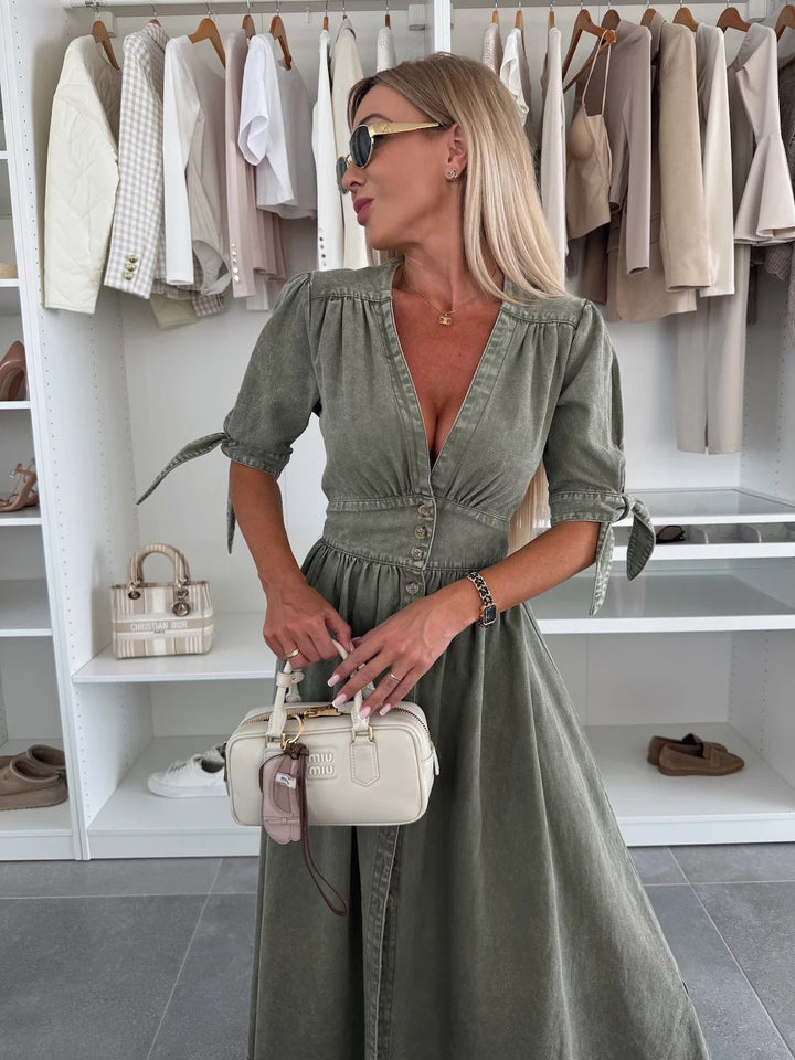 Séréna | Robe maxi effet denim avec décolleté plongeant