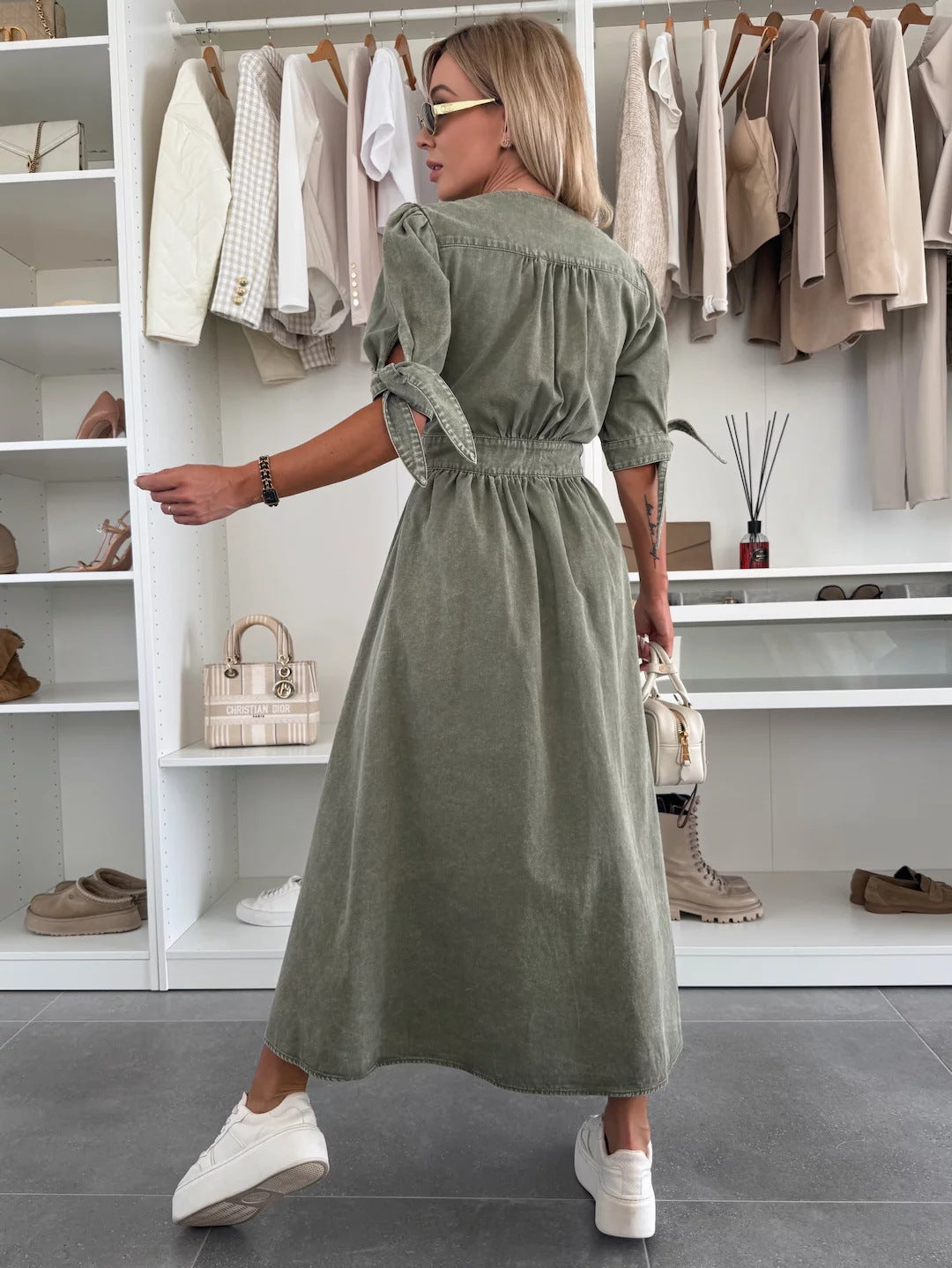 Séréna | Robe maxi effet denim avec décolleté plongeant