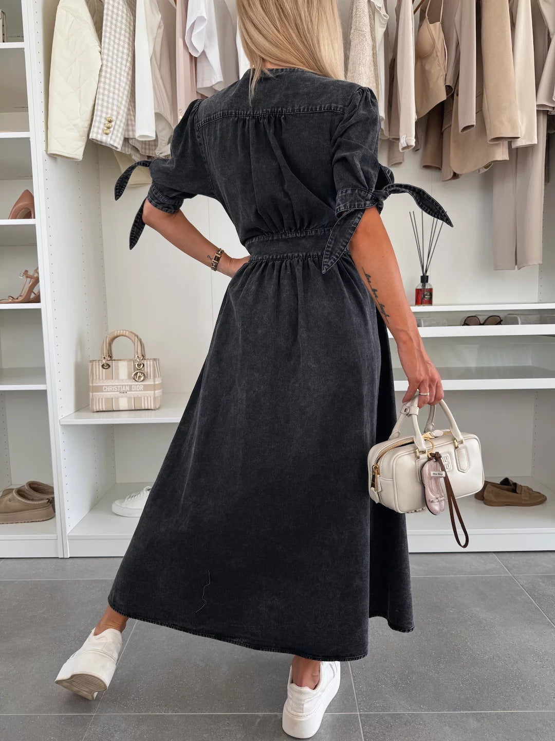Séréna | Robe maxi effet denim avec décolleté plongeant