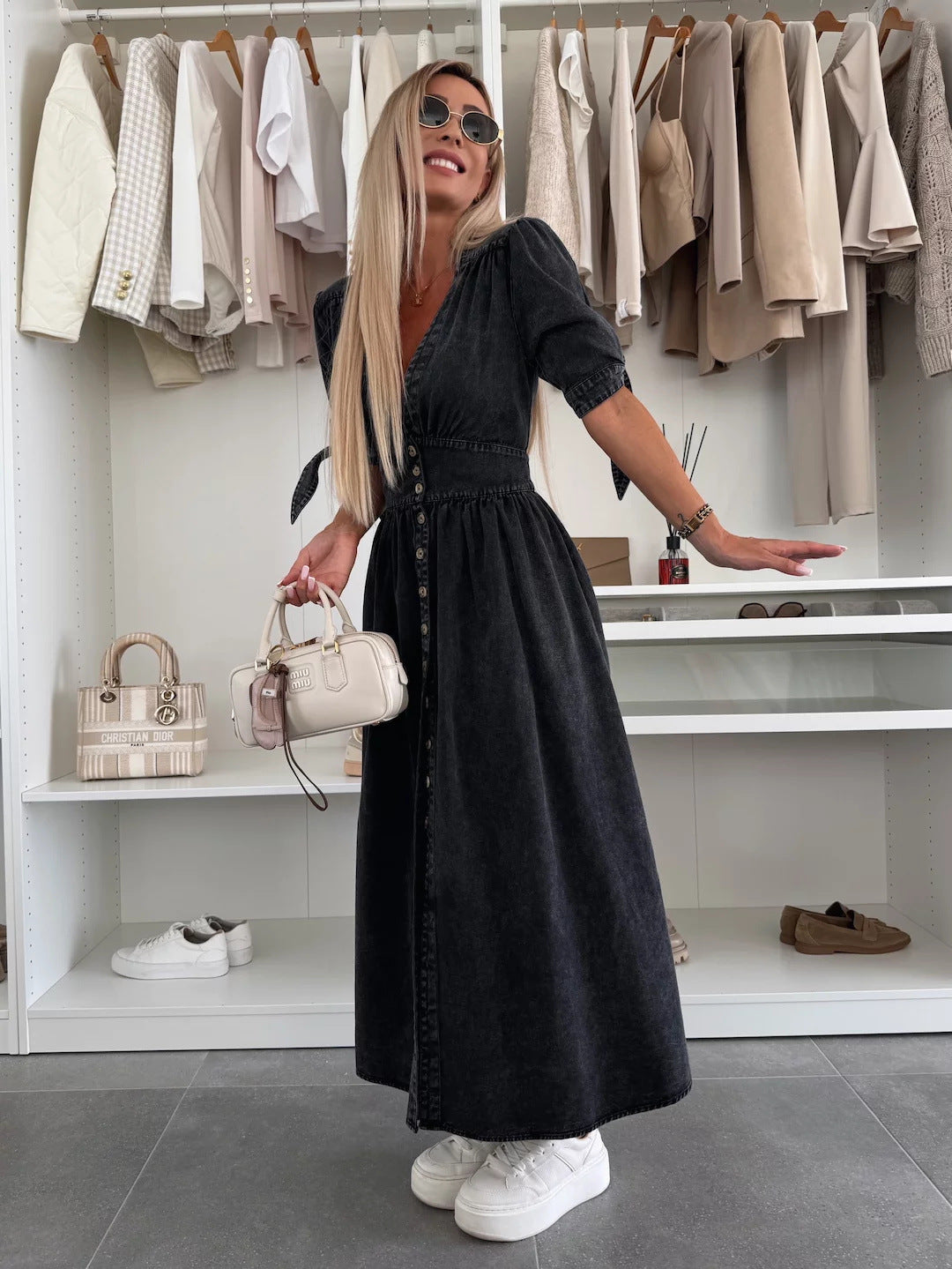 Séréna | Robe maxi effet denim avec décolleté plongeant