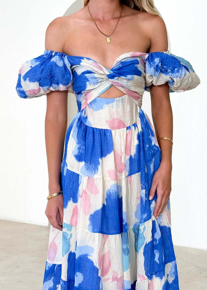 Isla | Robe longue à imprimé avec découpe à la taille