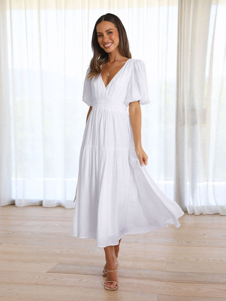 Emilia | Robe à col en V