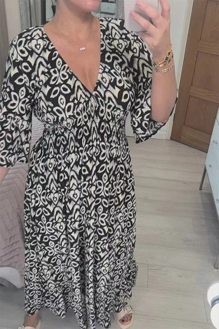 Milou | Robe longue féminine avec décolleté en V ludique